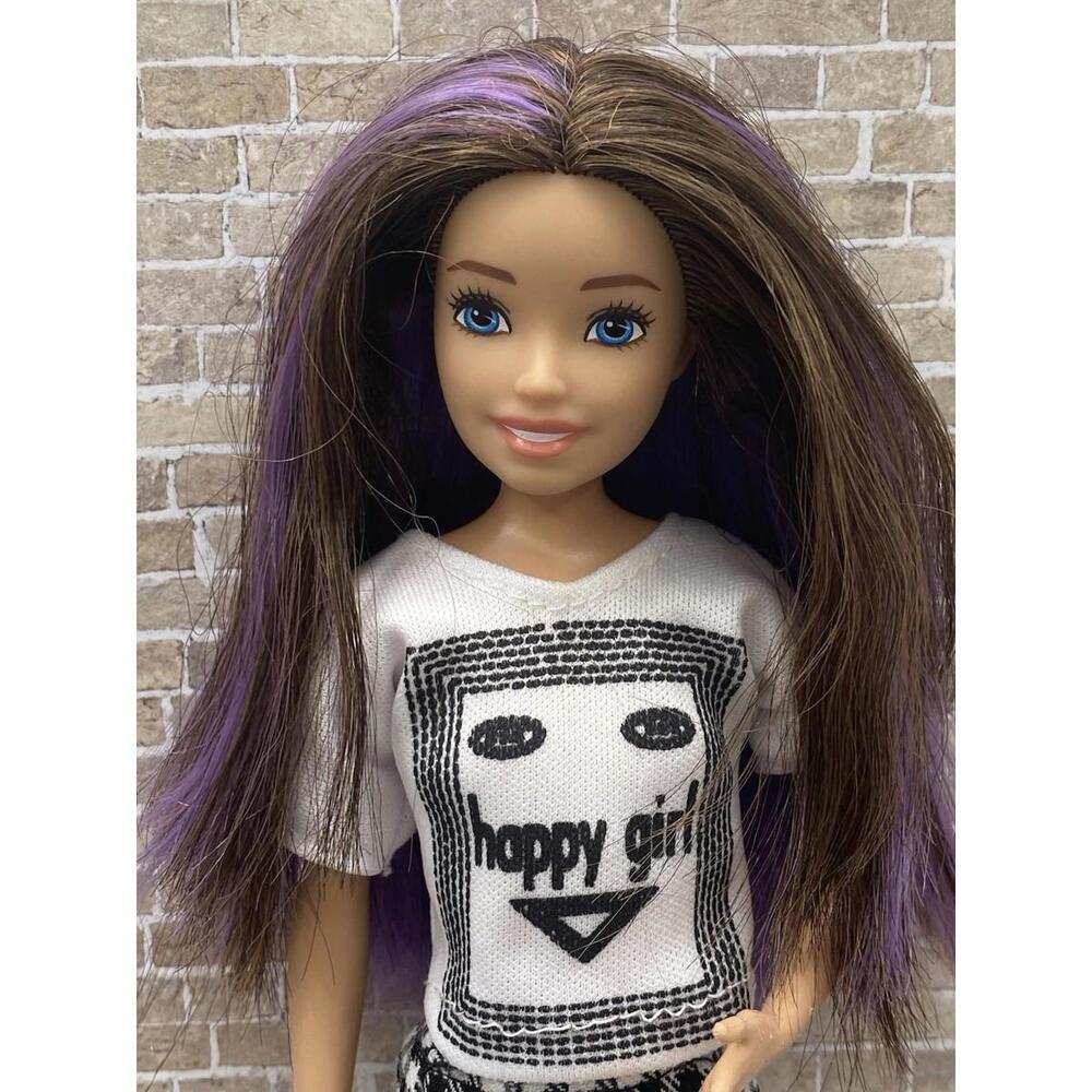 Mattel Babysitters Club Skipper Articulated Brown Hair Purple Streak